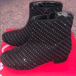 Girls studded Booties
